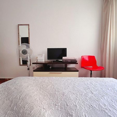 דירות הואלבה Vivienda La Merced מראה חיצוני תמונה